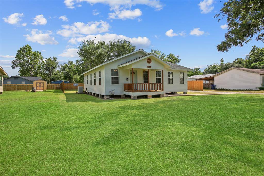 West Columbia, TX 77486,624 Jefferson ST