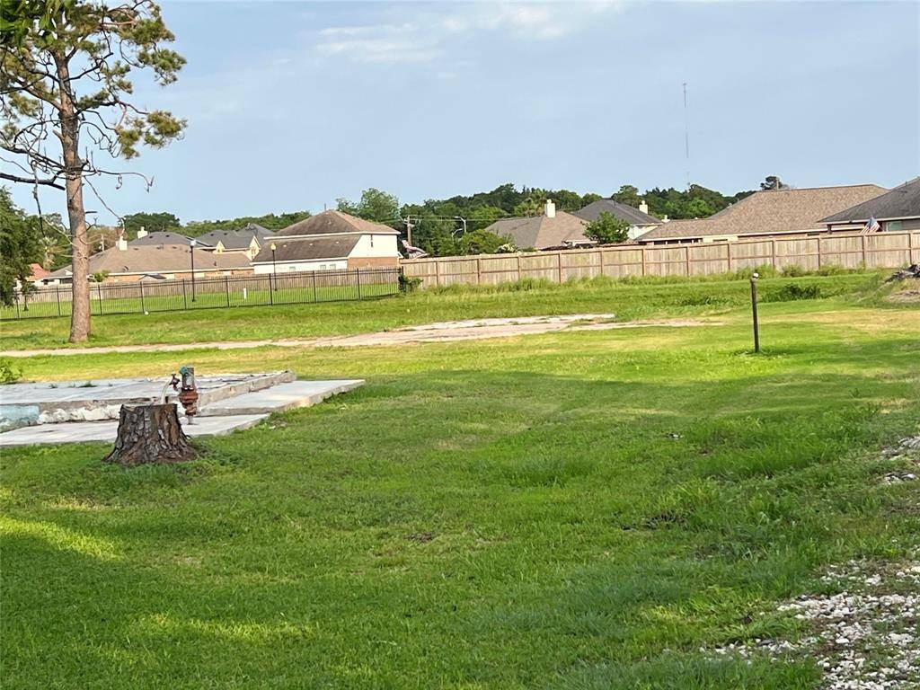 Bacliff, TX 77518,4810 W Bayshore DR