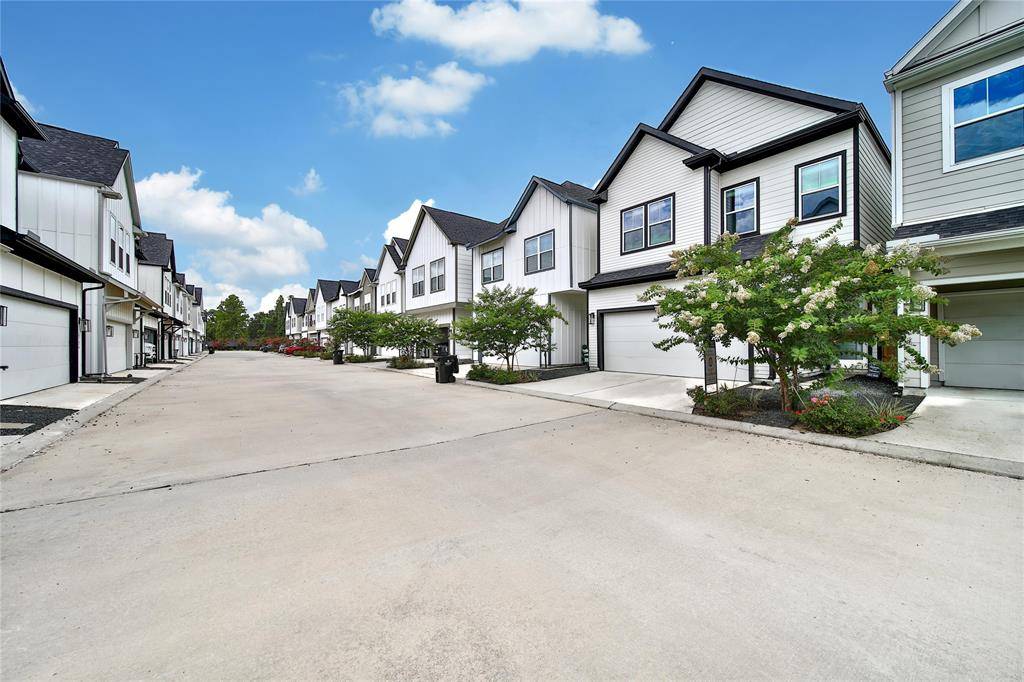 Houston, TX 77076,6727 Parker Oaks LN