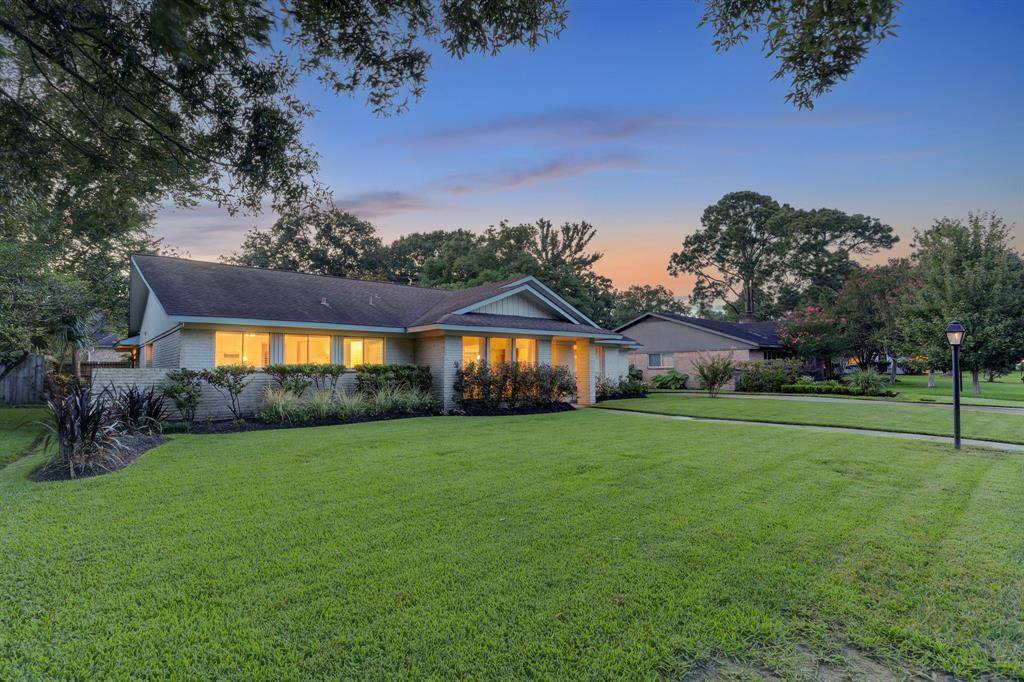 Nassau Bay, TX 77058,18606 Prince William LN