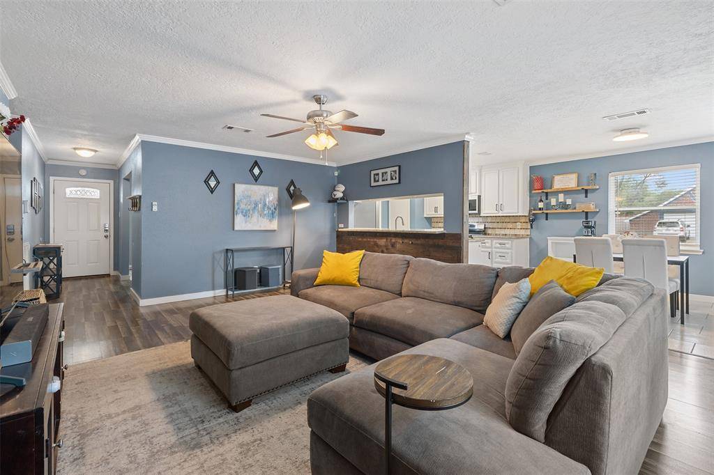Houston, TX 77092,5842 Silver Forest DR
