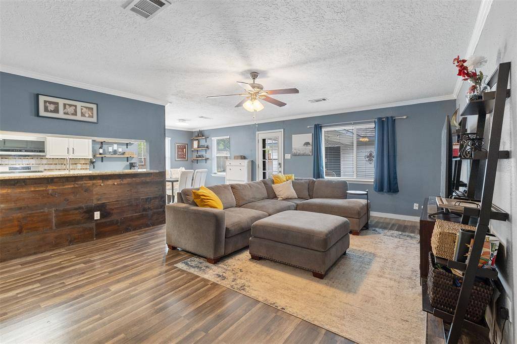 Houston, TX 77092,5842 Silver Forest DR