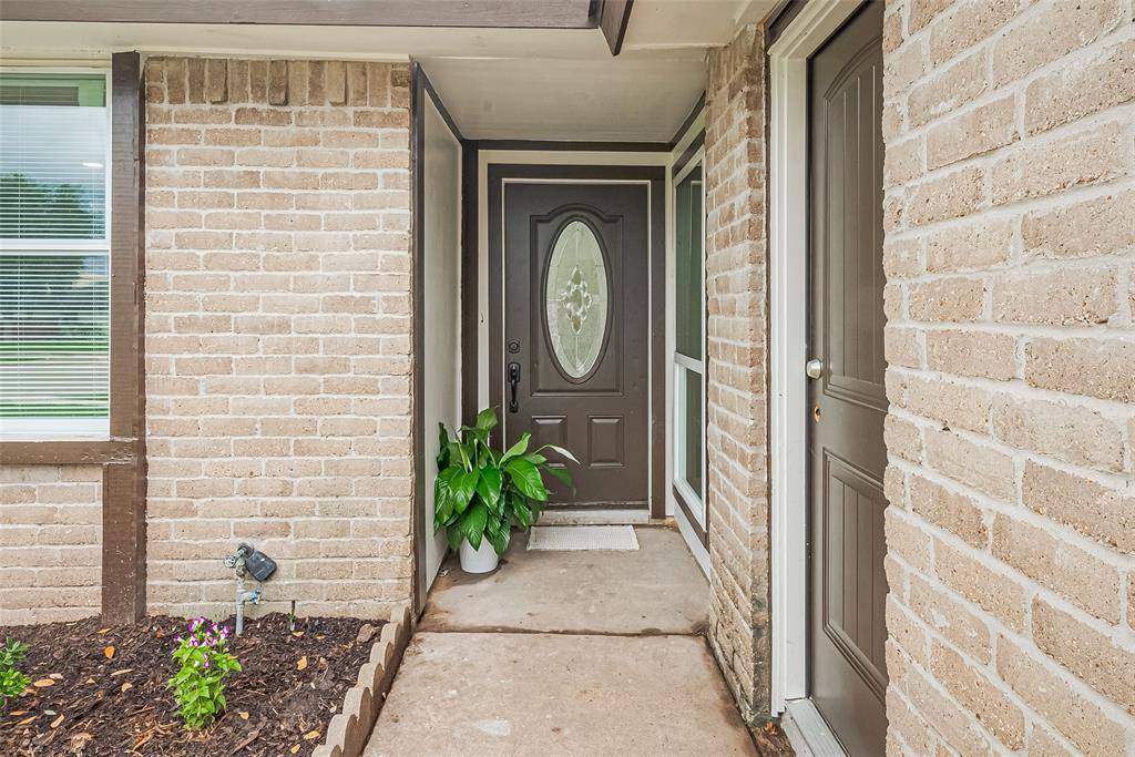 Houston, TX 77489,6411 W Fuqua DR