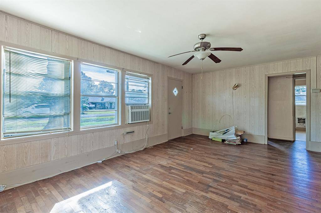 Bridge City, TX 77611,935 Sunnyside DR