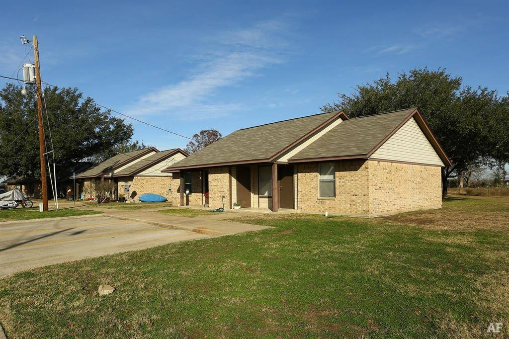 Martindale, TX 78655,12943 HWY 142