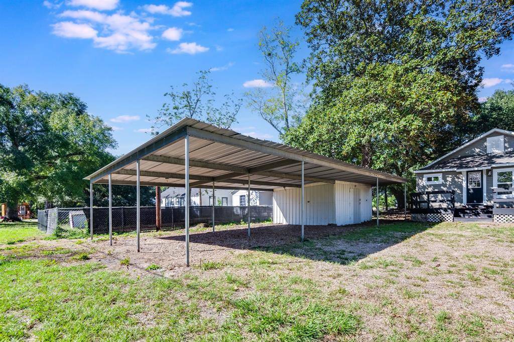 Kirbyville, TX 75956,407 W Harris ST