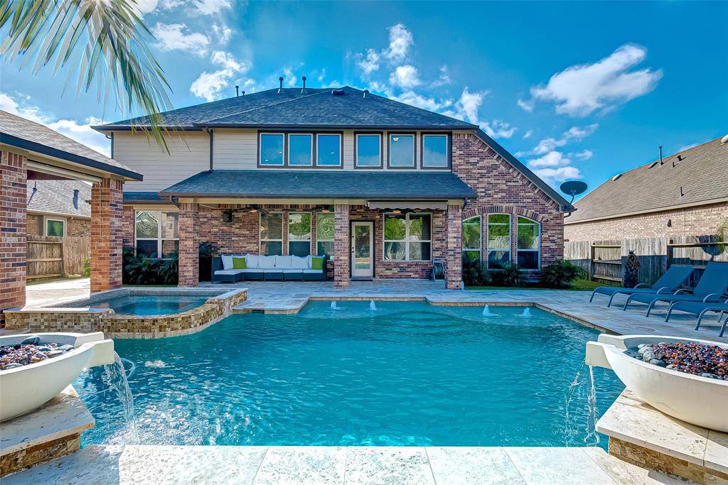 Katy, TX 77494,9915 St Romain Dr