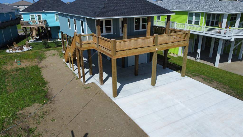 Crystal Beach, TX 77650,969 Bahama RD