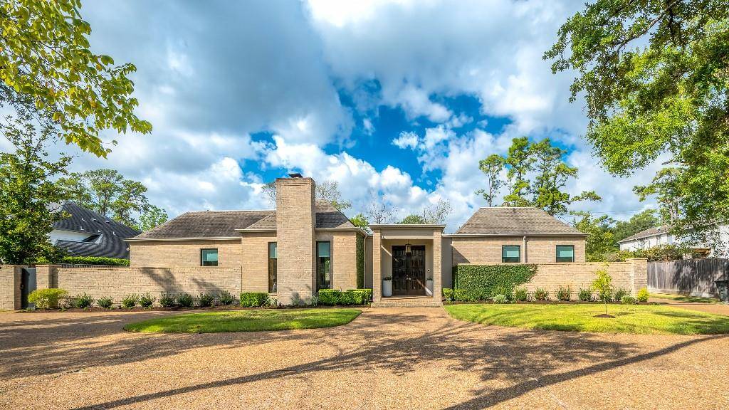 Houston, TX 77024,9 Pinewood CIR