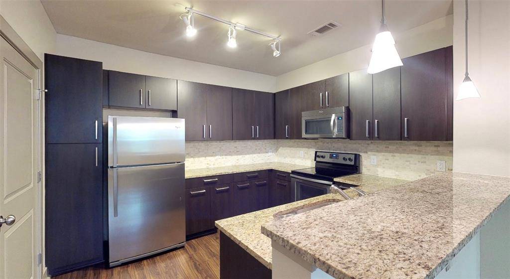 Houston, TX 77019,1340 W Gray ST #574