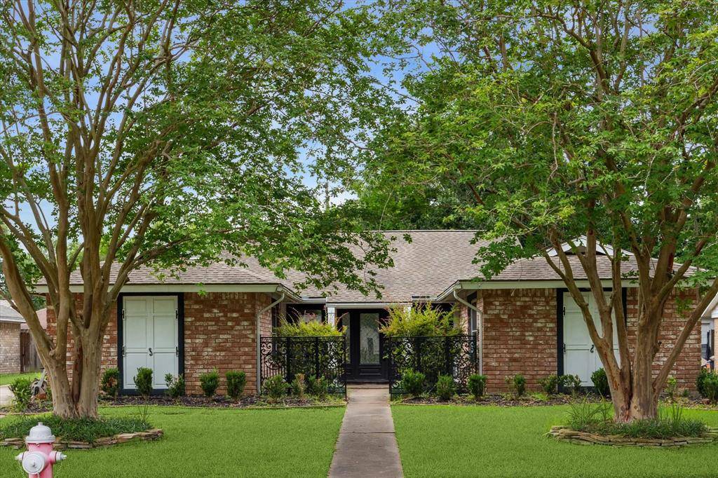 El Lago, TX 77586,707 Bayview DR