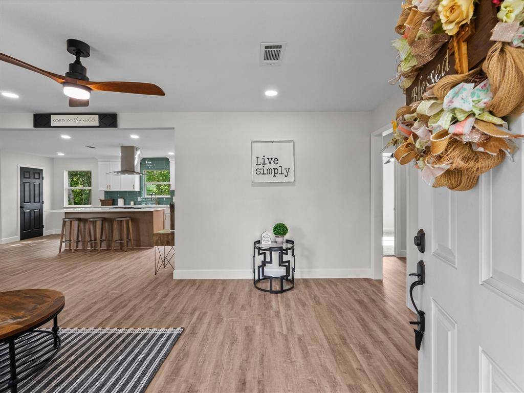 Santa Fe, TX 77510,5225 Main ST