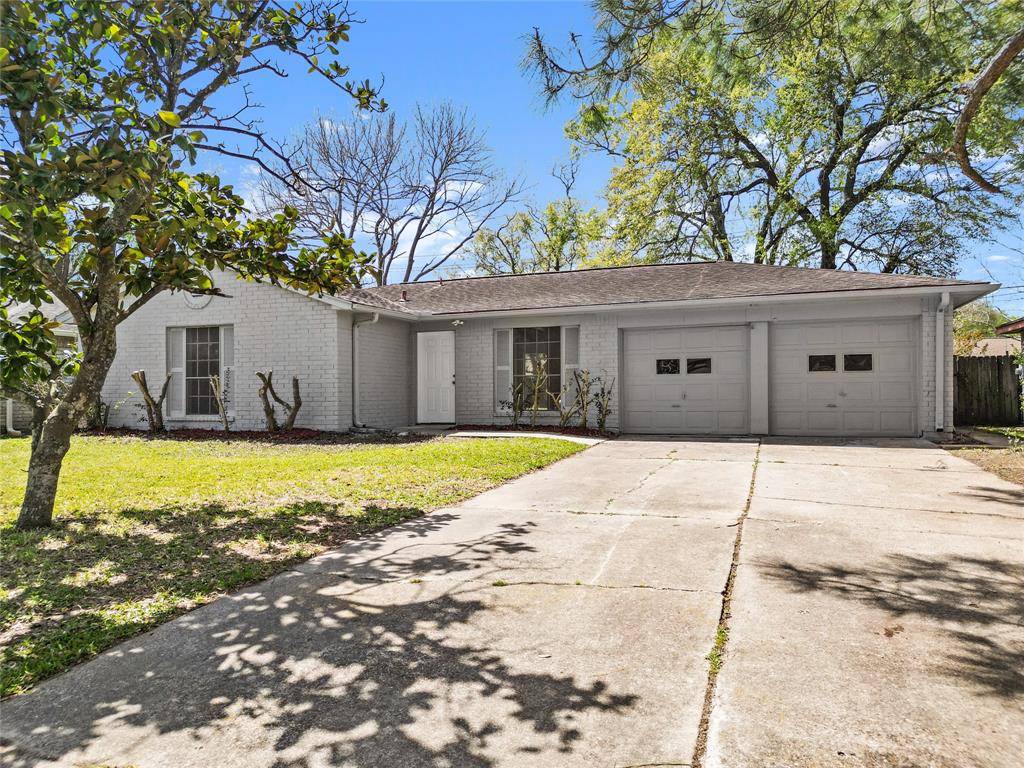 Friendswood, TX 77546,16718 David Glen DR