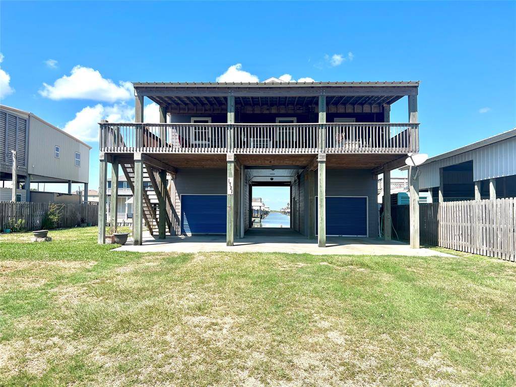 Crystal Beach, TX 77650,1721 Rainbow DR