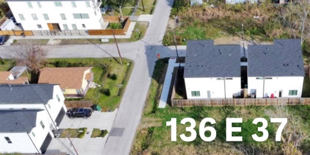 Houston, TX 77018,136 E 37th Street