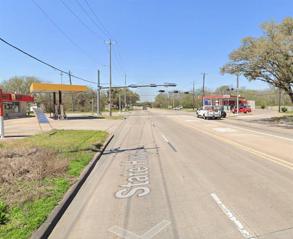 Dickinson, TX 77539,00000 Hwy 3