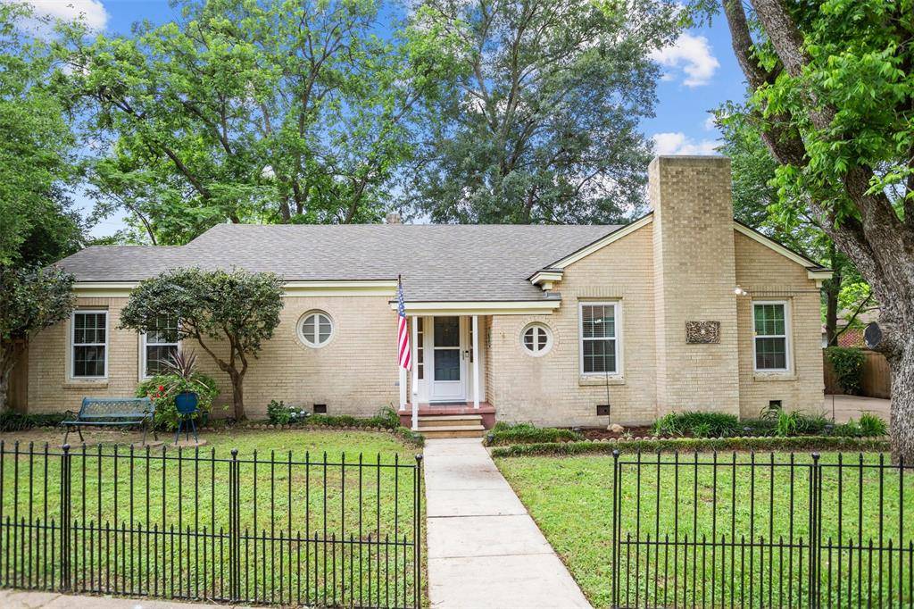 Crockett, TX 75835,419 E Bell AVE