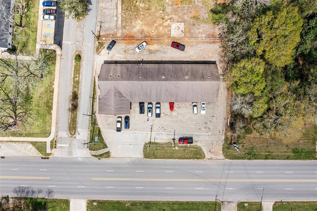 Woodville, TX 75979,1002 W Bluff Street E
