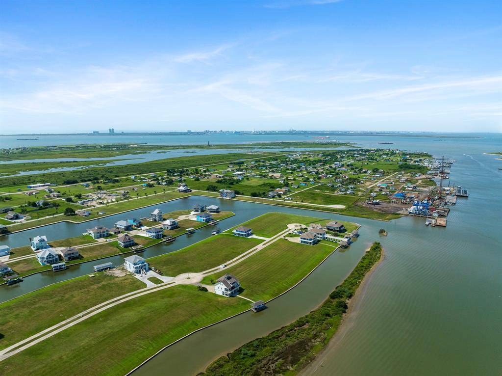 Port Bolivar, TX 77650,1509 Laguna Harbor LN