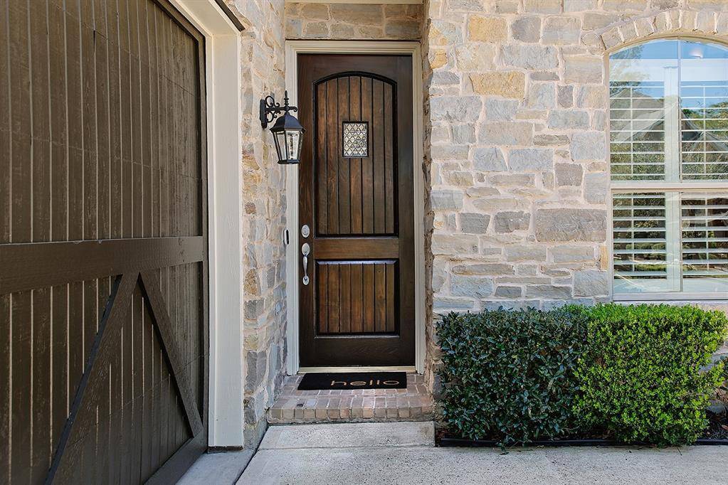 The Woodlands, TX 77380,7 Heathcote CT