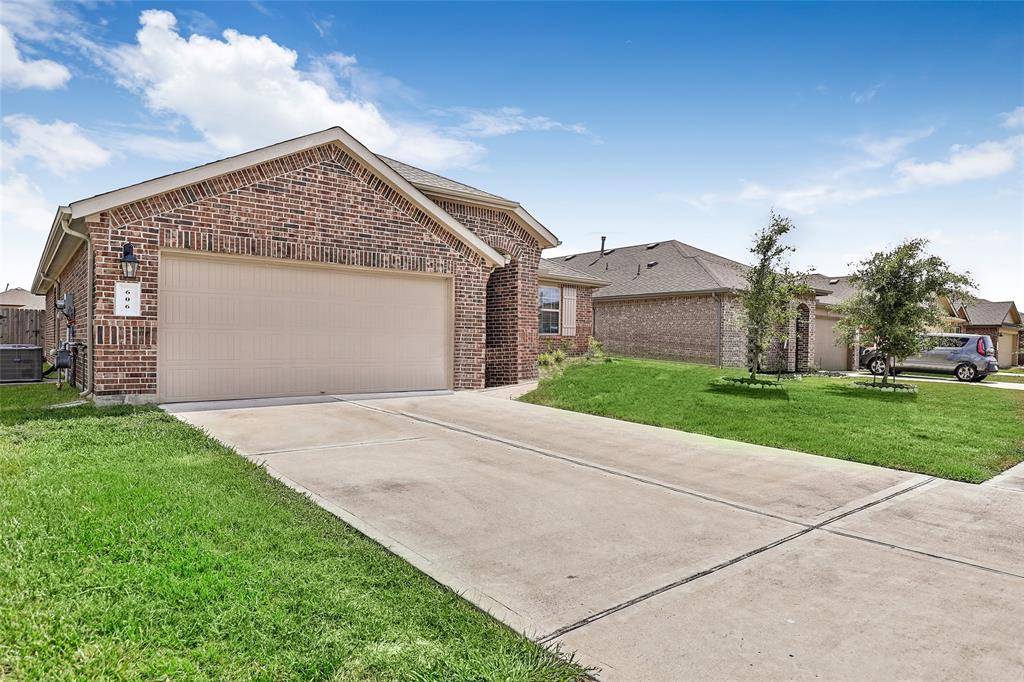 Rosharon, TX 77583,606 Poppy Field CT