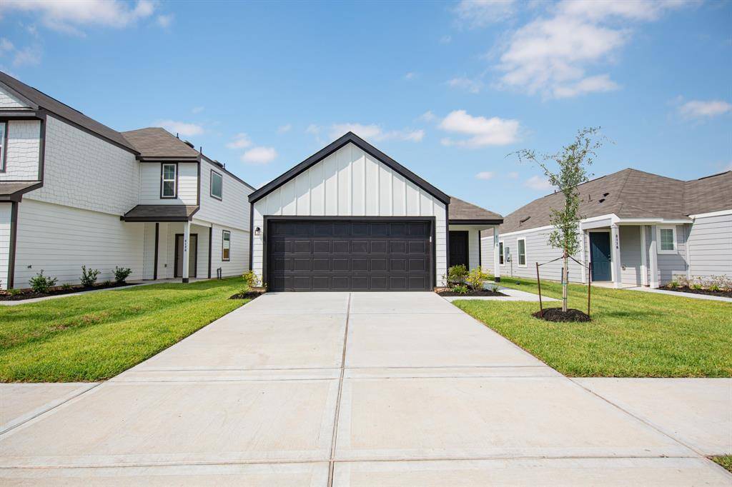 Houston, TX 77016,8118 Vanilla Orchid DR