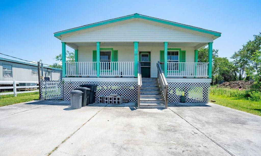 San Leon, TX 77539,635 8th ST