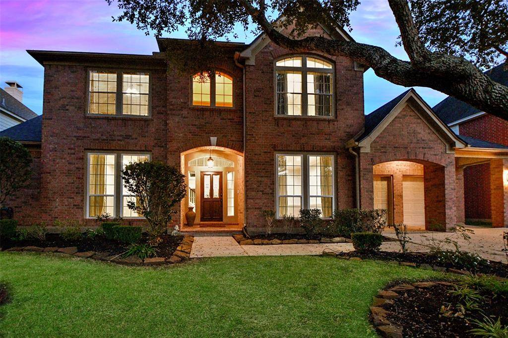 Sugar Land, TX 77479,2223 River Lodge LN