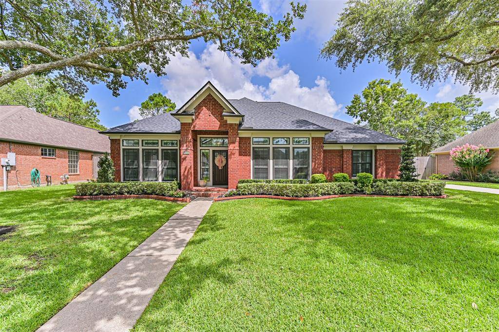 Friendswood, TX 77546,1210 Buttonwood DR