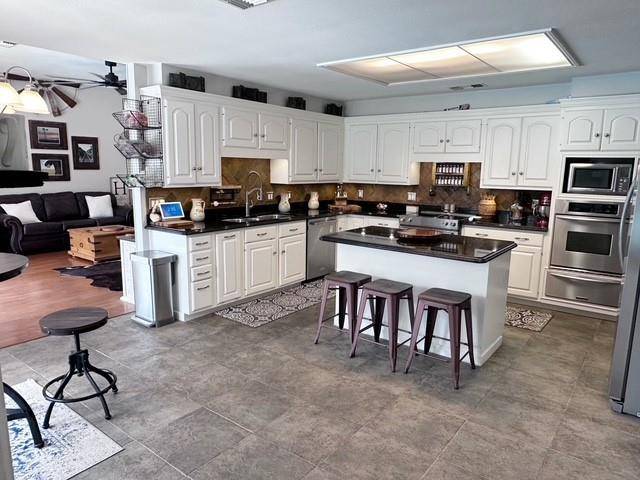 El Campo, TX 77437,807 Trochta ST