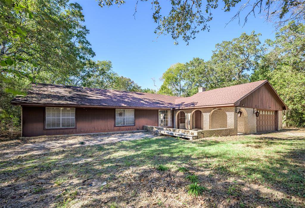 Brenham, TX 77833,5504 Hillside LN