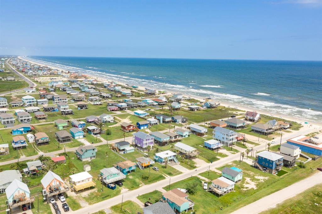 Surfside Beach, TX 77541,302 Ocean AVE