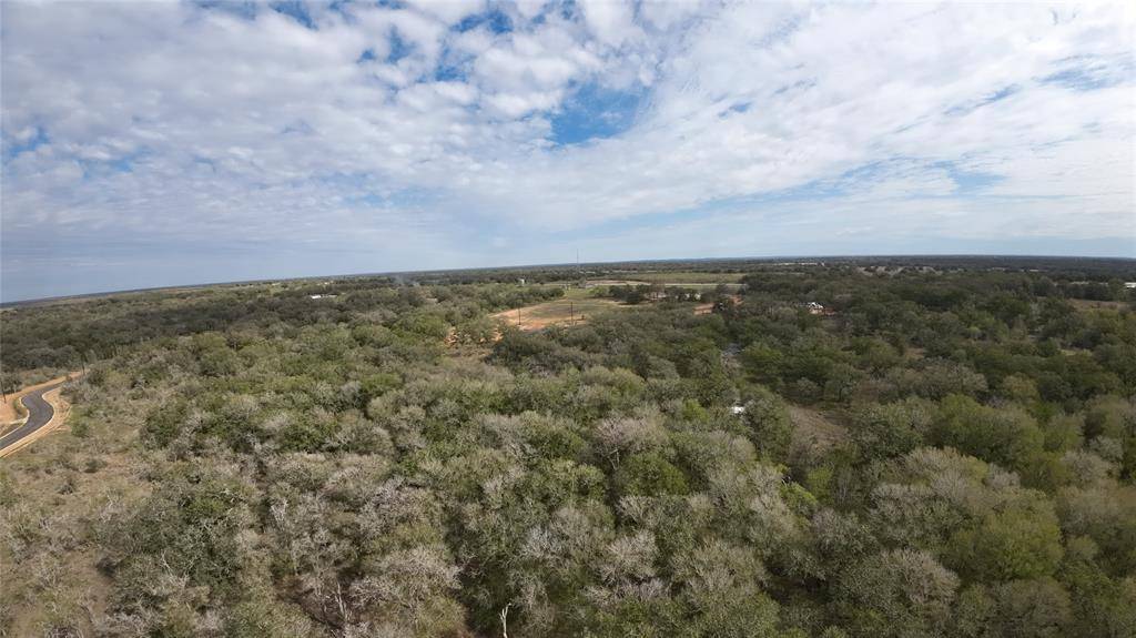 Gonzales, TX 78629,22 Red Oak Circle