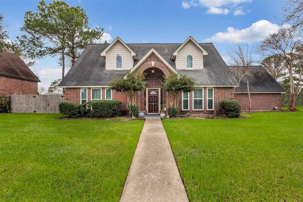 Sugar Land, TX 77498,915 Millpond DR