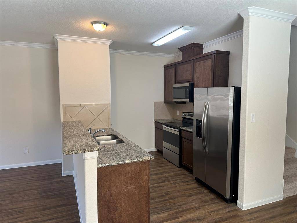 Dayton, TX 77535,605 Carl ST