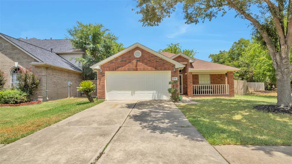 Sugar Land, TX 77498,16310 Blossomwood LN