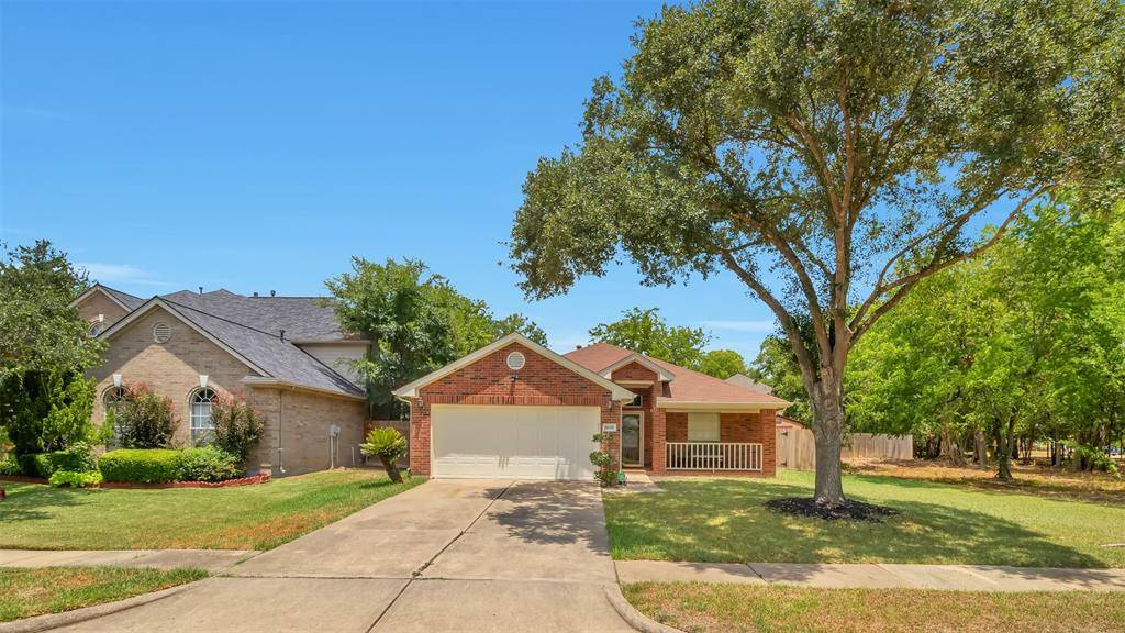 Sugar Land, TX 77498,16310 Blossomwood LN