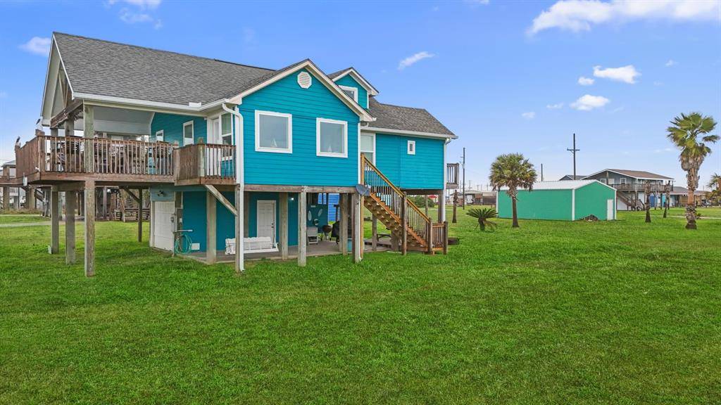 Crystal Beach, TX 77650,944 O Neal RD