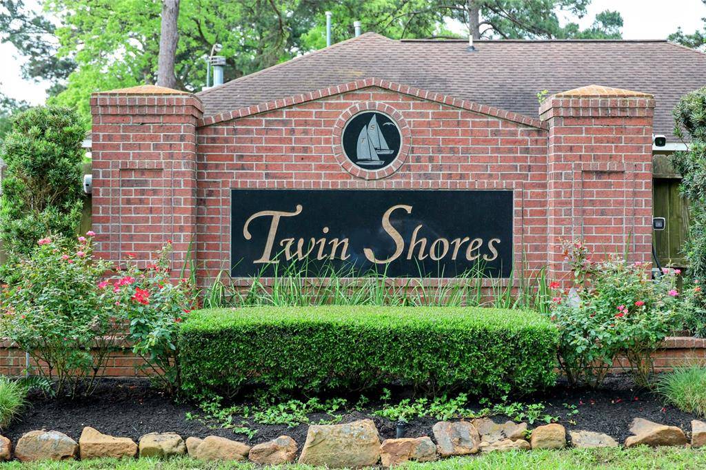 Willis, TX 77318,9948 Twin Shores DR