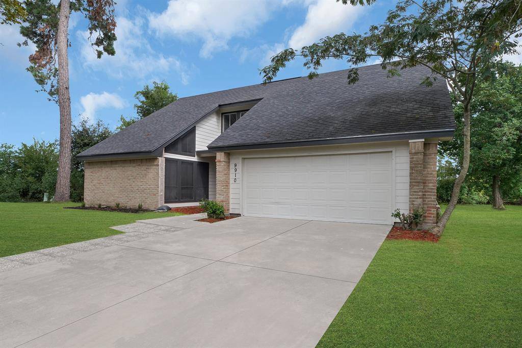 Conroe, TX 77385,9910 Robin CT