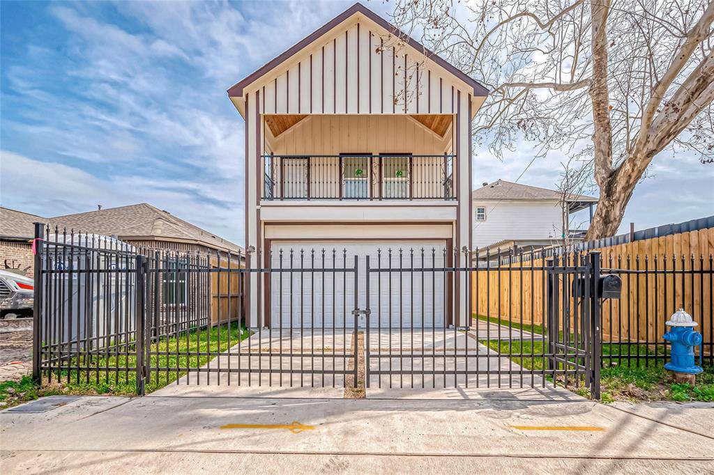 Houston, TX 77091,6702 Utah ST