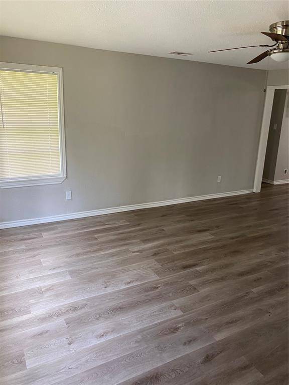 Angleton, TX 77515,1216 Gifford RD