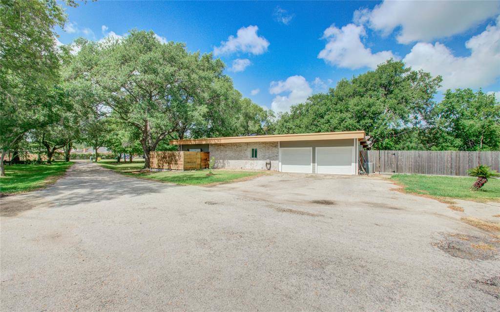 Pearland, TX 77581,5103 W Orange ST