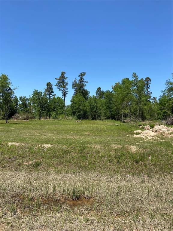 North Cleveland, TX 77327,8030 5914 16