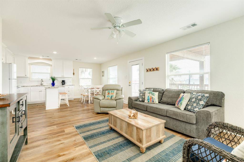 Surfside Beach, TX 77541,1214 Fort Velasco DR