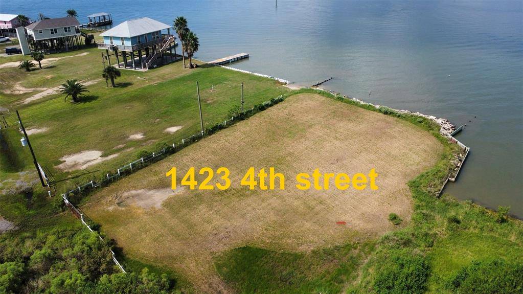 Port Bolivar, TX 77650,1423 4th ST