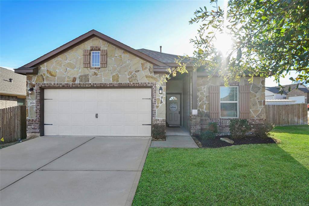 Conroe, TX 77304,2533 Holly Laurel MNR