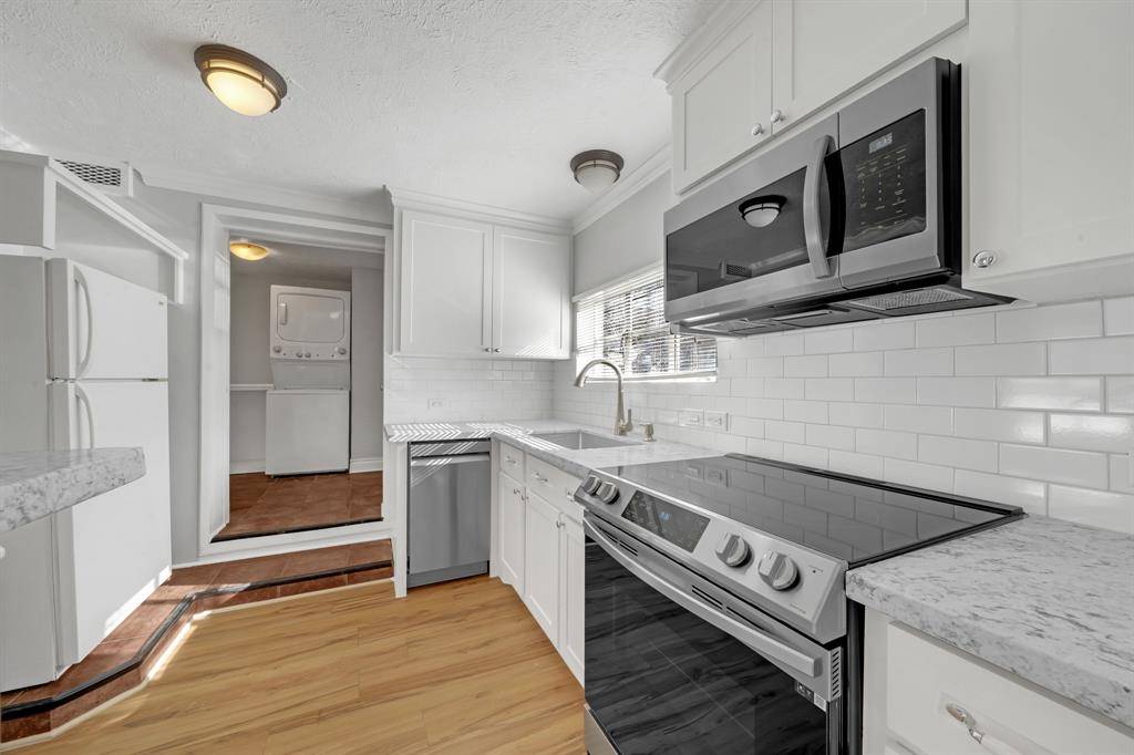 Houston, TX 77008,1112 Cortlandt ST