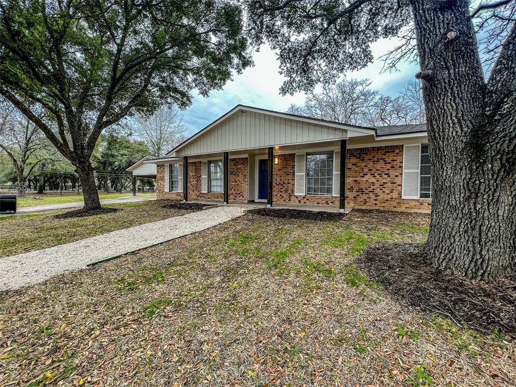 Madisonville, TX 77864,102 S Panama ST