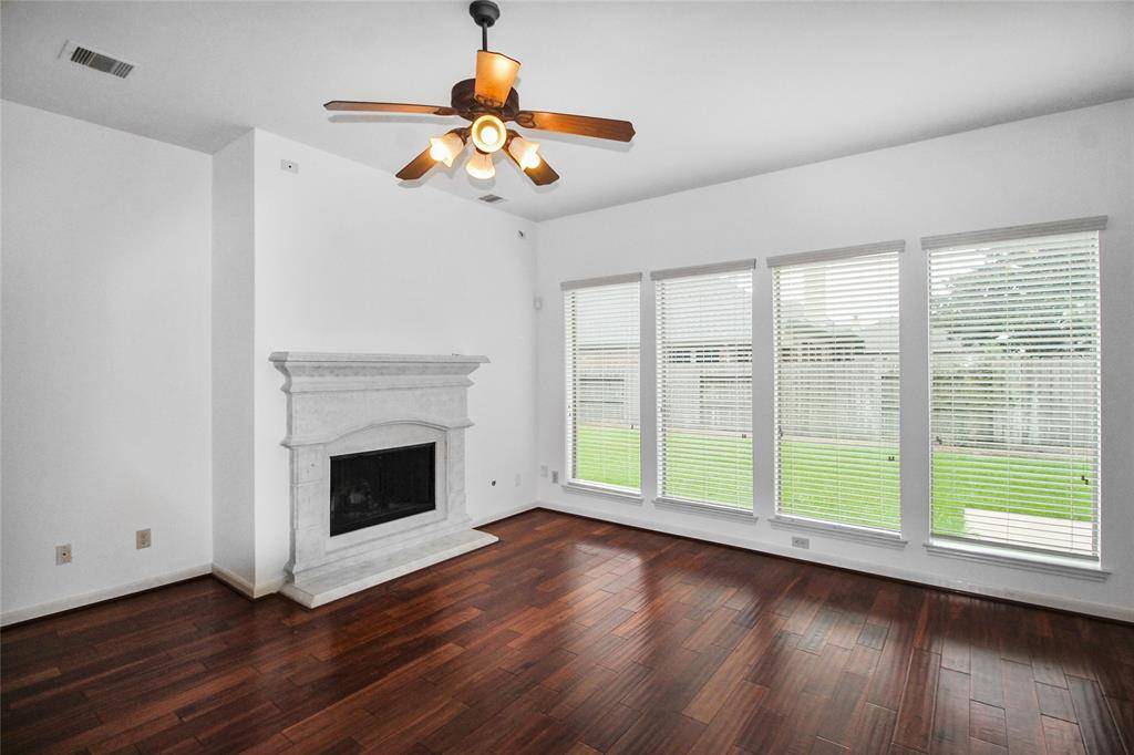 Pearland, TX 77584,13204 Quiet Lake LN